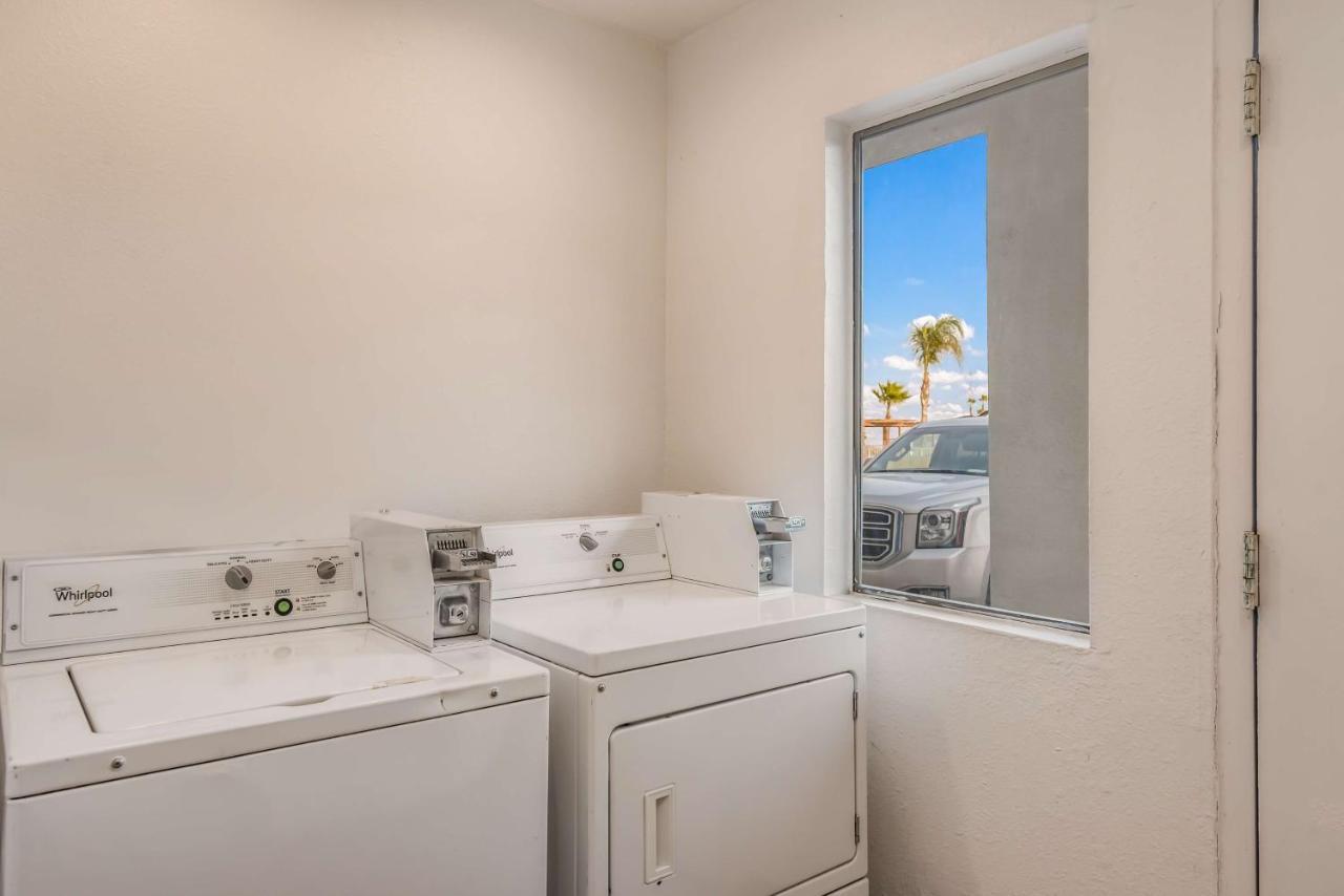 Motel 6-Westley, Ca エクステリア 写真